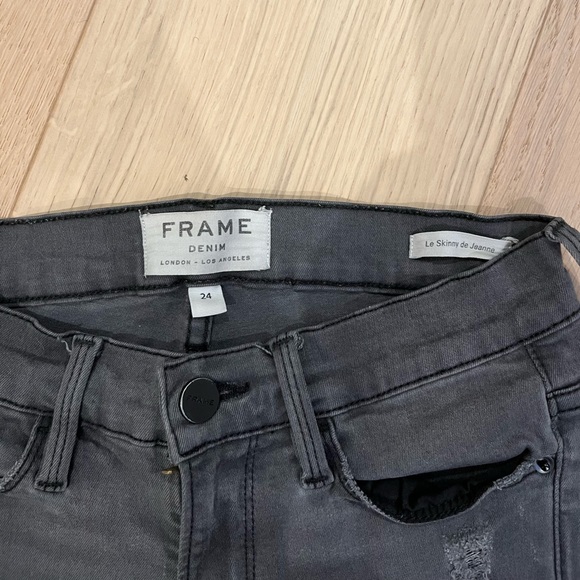 Frame Le Skinny de Jeanne - Picture 2 of 5